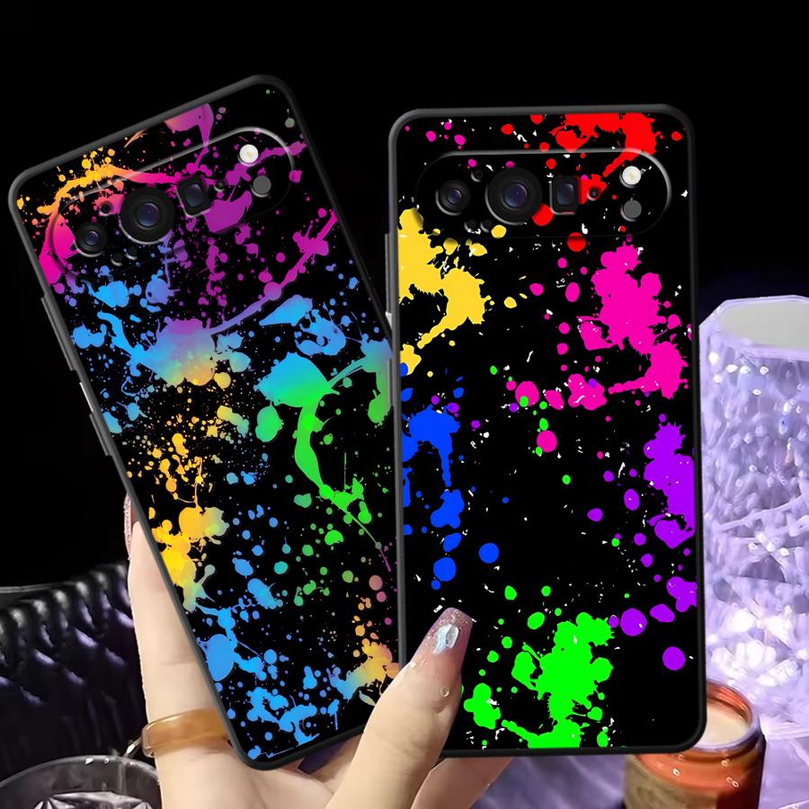 Rainbow Paint Splatters Funda  - Google Pixel 9 recension och pris